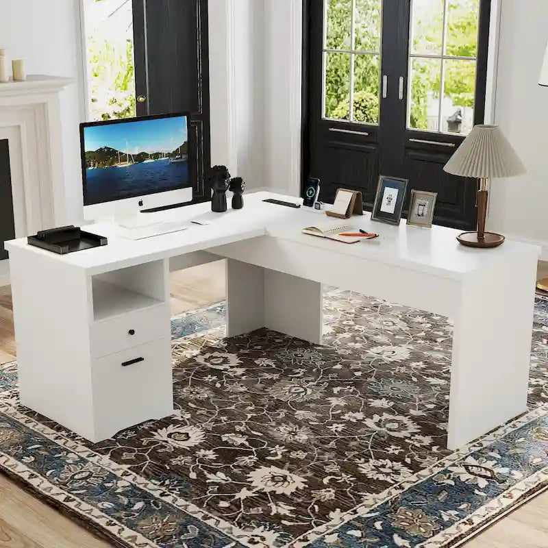 Bureau d'angle en L moderne style ferme avec plateau relevable, tiroirs pour dossiers et station de charge pour le bureau à domicile